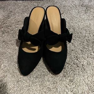 Soludos Lani Bow Mule” in Black Kid Suede size 7.5